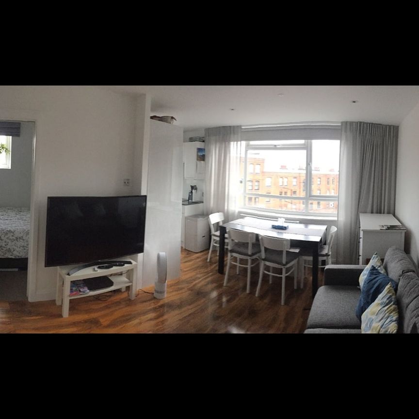 1 Bed Flat, Fulham Palace Road, SW6 - Photo 1