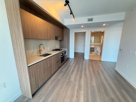 5987 Wilson Avenue #3309, Burnaby, BC V5H2R3 - Photo 5