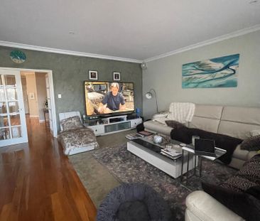 Halls Head - Photo 1