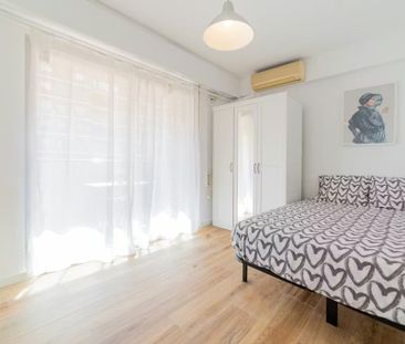 Avinguda de Blasco Ibez, Valencia, Valencian Community 46022 - Photo 4