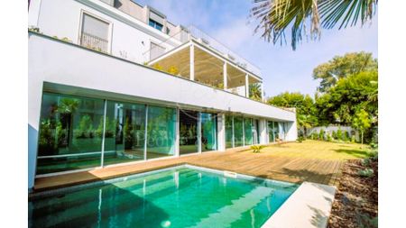 Monte Estoril. T2. Jardim e piscina privativos. Vista para o mar. - Photo 5