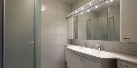 Appartement te huur in Edegem voor € 995 met 3 slaapkamers - Foto 3