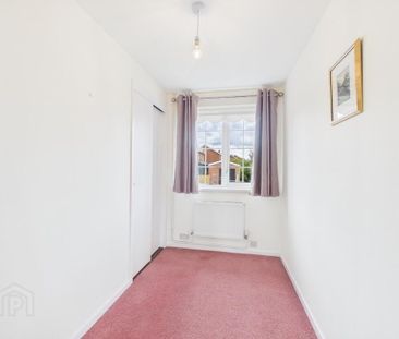 5A Strathearn Court, Holywood, BT18 9NP - Photo 4