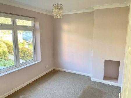 2 bedroom end of terrace house to rent - Photo 5
