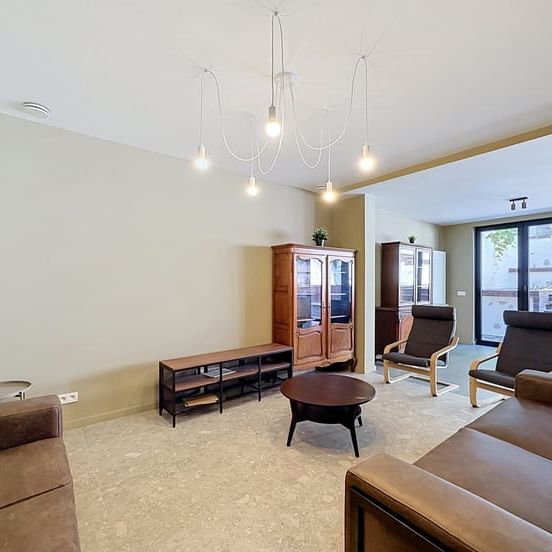 Appartement te huur - foto 1