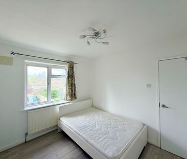 Room in a Shared House, Brancker Road, HA3 - Photo 2