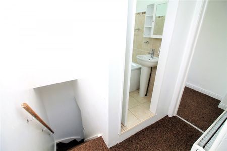Blenheim Road, Barnsley, S70 - Photo 3