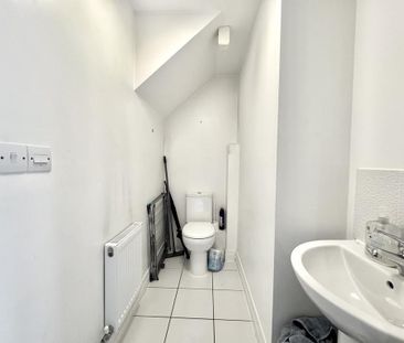 2 bedroom house to rent - Photo 1