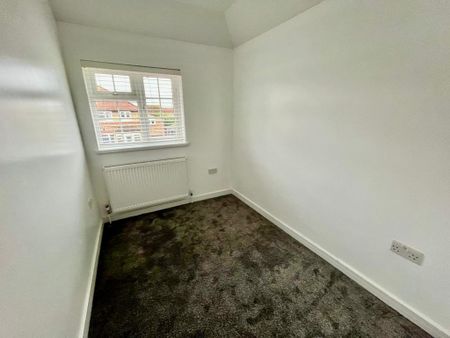 3 bedroom terraced house to rent - Photo 3