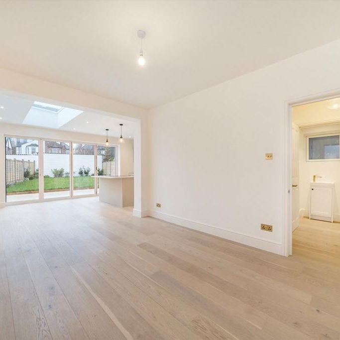 4 bedroom house to rent - Photo 1