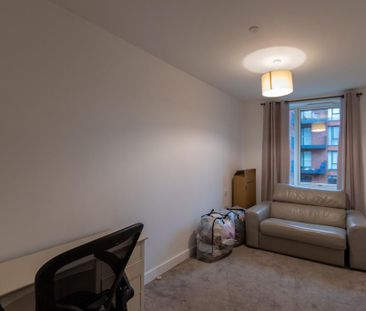 3 bedroom apartment to rent - Photo 6