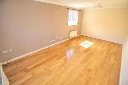 3 bedroom detached house to rent - Photo 3