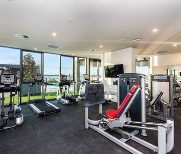 1904/908 Canning Highway, Applecross WA 6153 - Photo 6