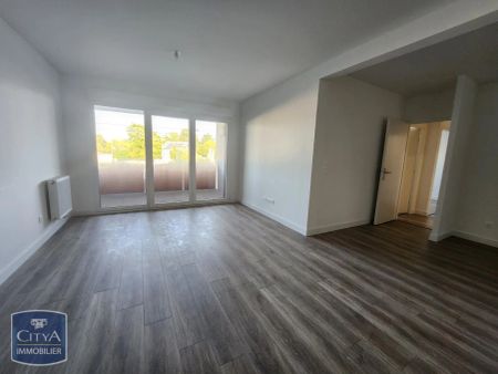 Appartement à louer 3 pièces 70.76m² - Photo 2