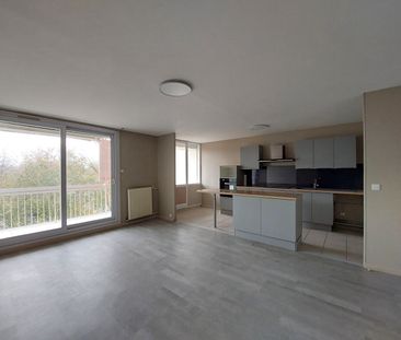 Location Appartement 3 pièces 79m² - Photo 1