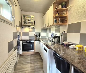 Bel appartement de 3 pièces dans une villa avec terrasse au Locle - Photo 1