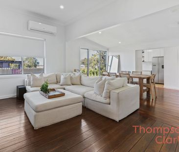 Amazing family home with plenty to offer! - Photo 3