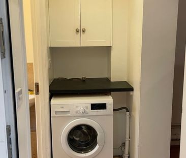 2 Bed Terraced House, Oakwood Avenue, CR4 - Photo 3