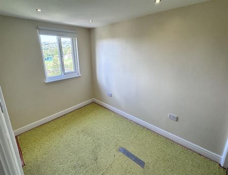 3 Bedroom Terraced Available Arranging tenancy - Photo 3