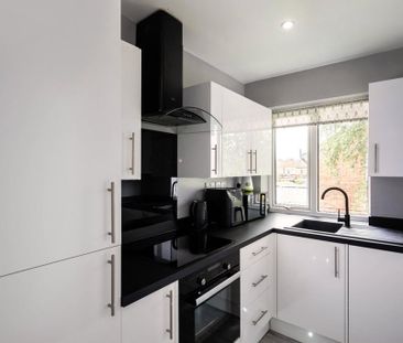 1 bedroom flat to rent - Photo 6