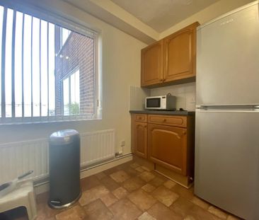 2 bedroom apartment to rent - Photo 6