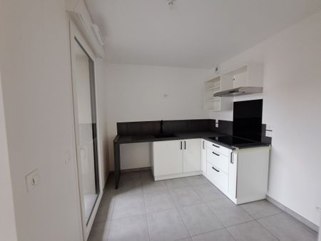 Location Appartement 1 pièce 28m² THONON LES BAINS 74200 - Photo 3