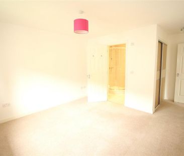 3 bedroom penthouse to rent - Photo 5