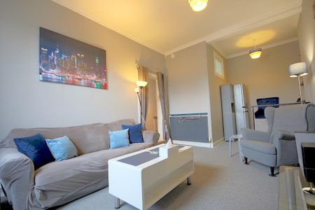 1 bedroom flat to rent - Photo 4