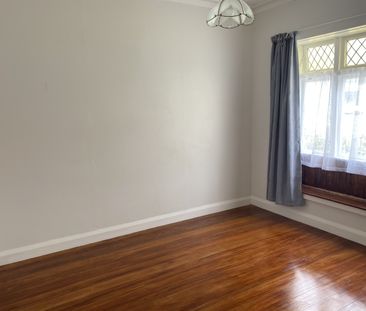 3 Bedroom home with sunroom in Boulcott - Photo 2