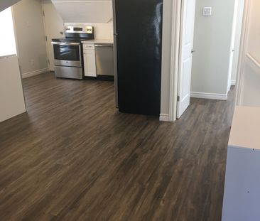 For Lease - 109 Waterloo Street Unit# 2, Kitchener, Ontario - Photo 4