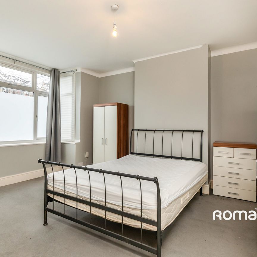 6 bedroom house to rent - Photo 1