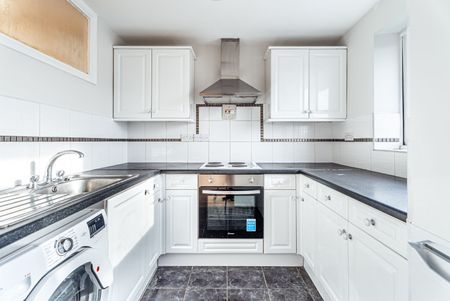 Available unfurnished from 27/11/2025 - Photo 5