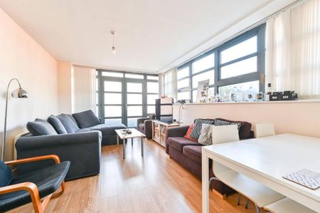 1 bedroom flat to rent - Photo 3
