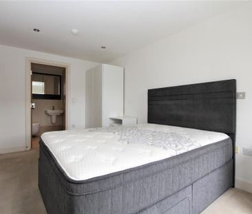 2 bedroom flat to rent - Photo 5