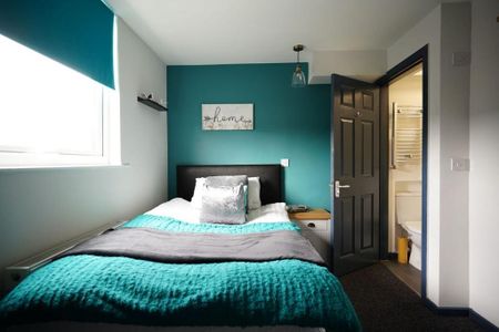 5 bedroom terraced house to rent - Photo 3