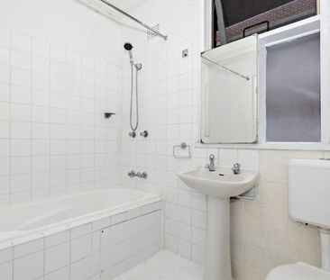 Neat 1 Bedroom Unit - Photo 6