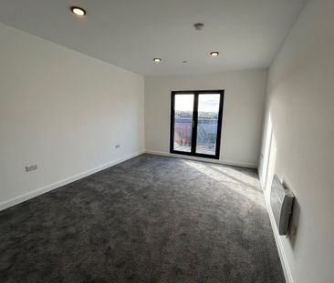 Burlington Square - Photo 1