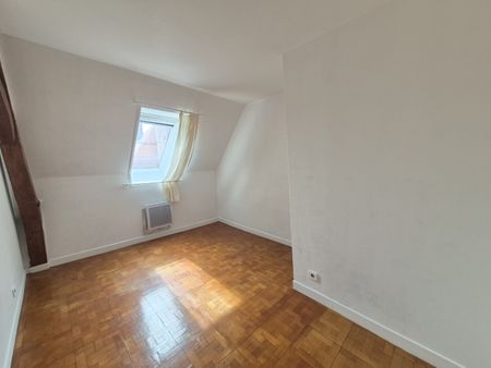 Location Appartement 3 pièces 89m² ST OMER 62500 - Photo 2