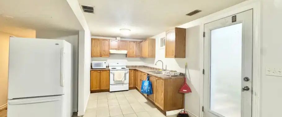 2-11 Saddlewood Dr, Kitchener, Ontario N2P 2K2 | 11 Saddlewood Drive, Kitchener - Photo 1