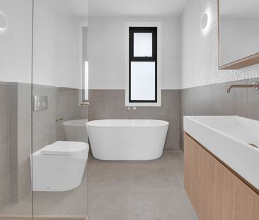 4/140 Yarra Street, Abbotsford VIC 3067 - Photo 2