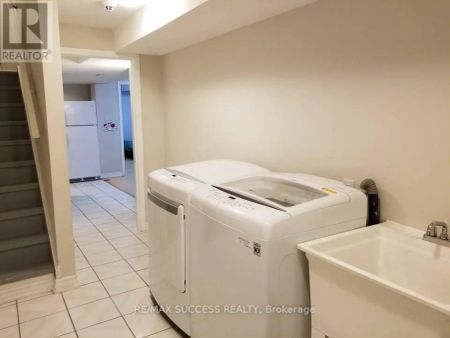 3974 FREEMAN TERRACE S - Photo 4