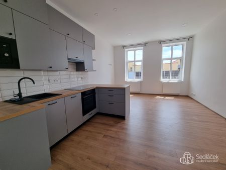 Pronájem bytu 2+kk 48 m² - Photo 3