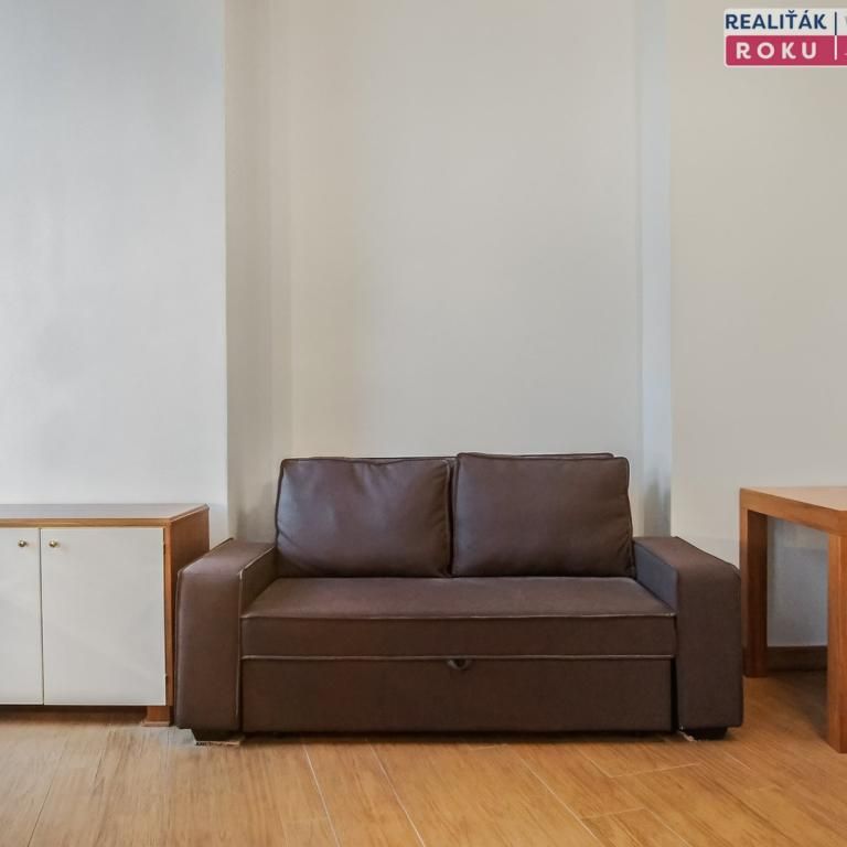 Pronájem bytu 1+kk 39 m2 - Fotografie 1