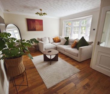 3 bedroom end of terrace house to rent - Photo 1