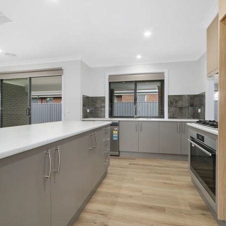 28 Canterbury Road - Photo 4