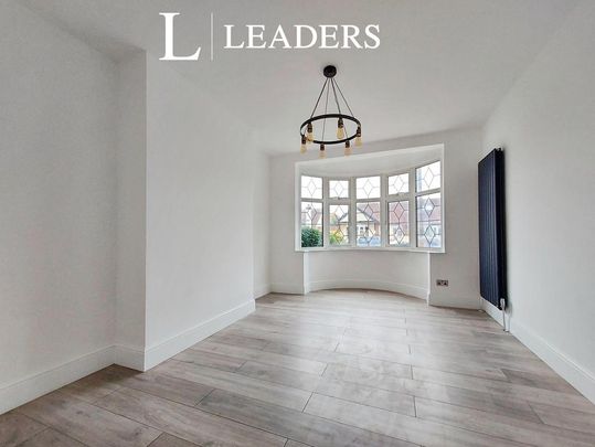 3 bedroom semi-detached house to rent - Photo 1