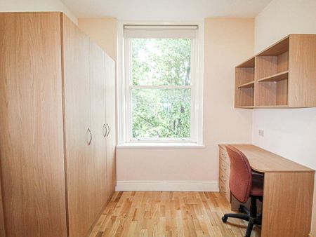 3 bedroom apartment to rent - Photo 5