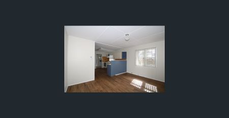 Low-Maintenance Living with Plenty of Extras - Photo 3