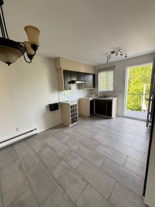 Appartement à louer - Sainte-Thérèse (Centre (Vieux)) - Photo 1