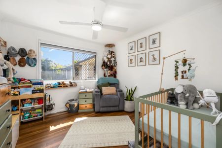 Move-In Ready Family Home in a Quiet Cul-de-Sac CONTACT JULIE SYKES 0438 050 110 - Photo 4